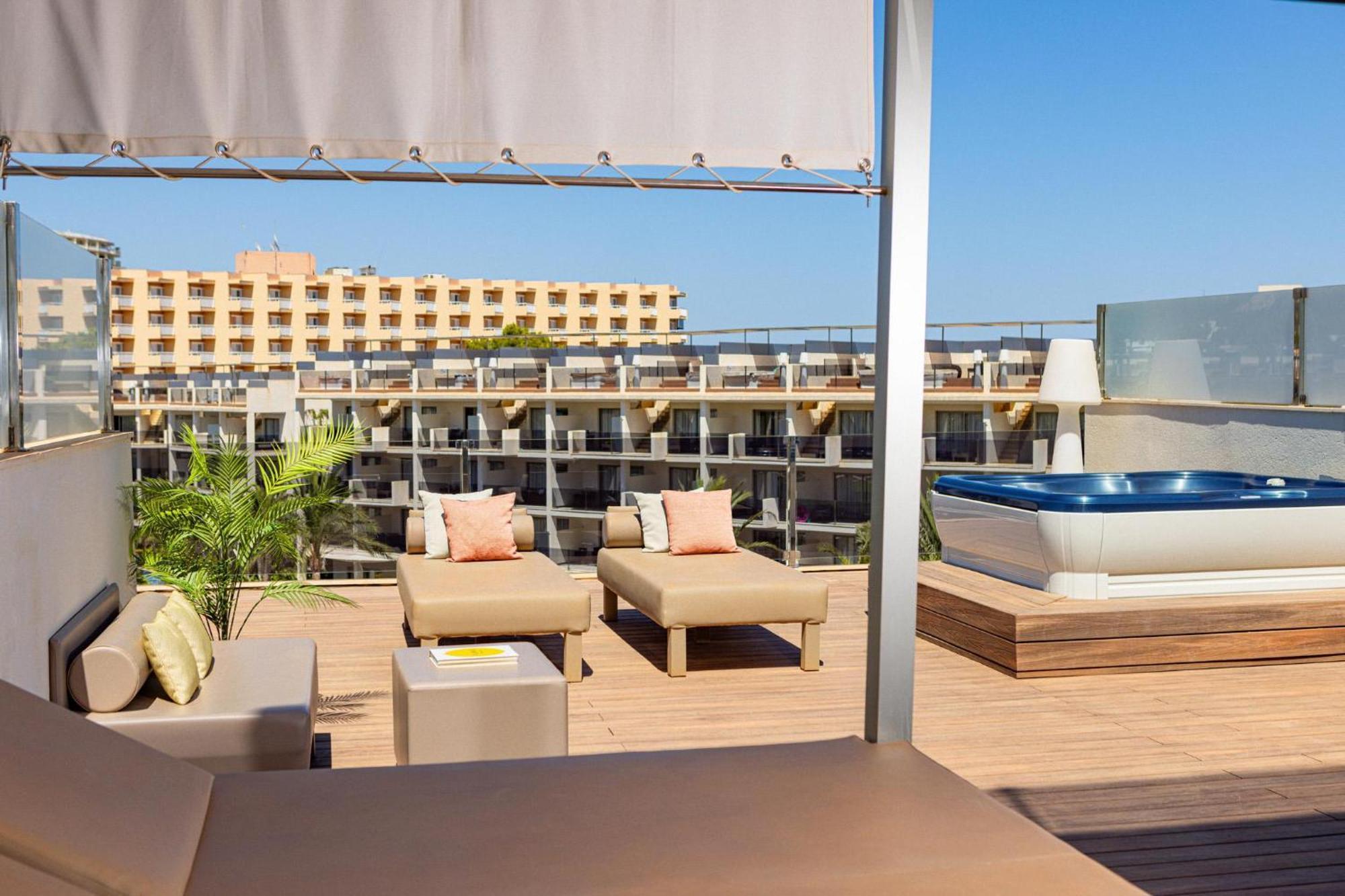 Zafiro Palace Palmanova Εξωτερικό φωτογραφία
